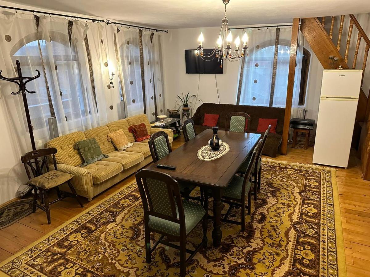 Casa De Vacanta Mirela Novaci-Străini Екстериор снимка